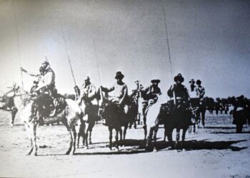 Ұлт-азаттық көтерілістерін әлі күнге орыс архивіне сүйеніп зерттеп келеміз