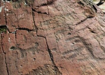 «Үйтас» петроглифтері