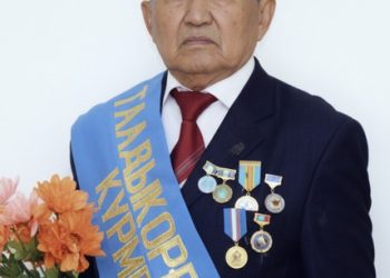 Тынға түрен салған сазгер